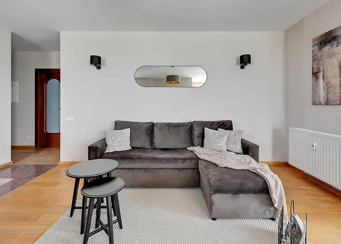 Floor Z Widokiem Na Morze By Downtown Apartment